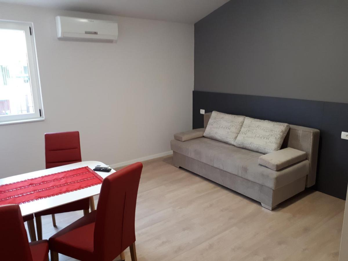 Apartments Sophie Makarska Zewnętrze zdjęcie